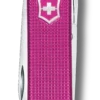 Victorinox Classic SD Alox Flamingo Party Taschenmesser für den Schlüsselbund in rosa – Bild 2