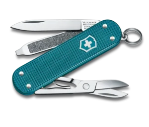 Victorinox Classic SD Alox Wild Jungle Taschenmesser für den Schlüsselbund in blau