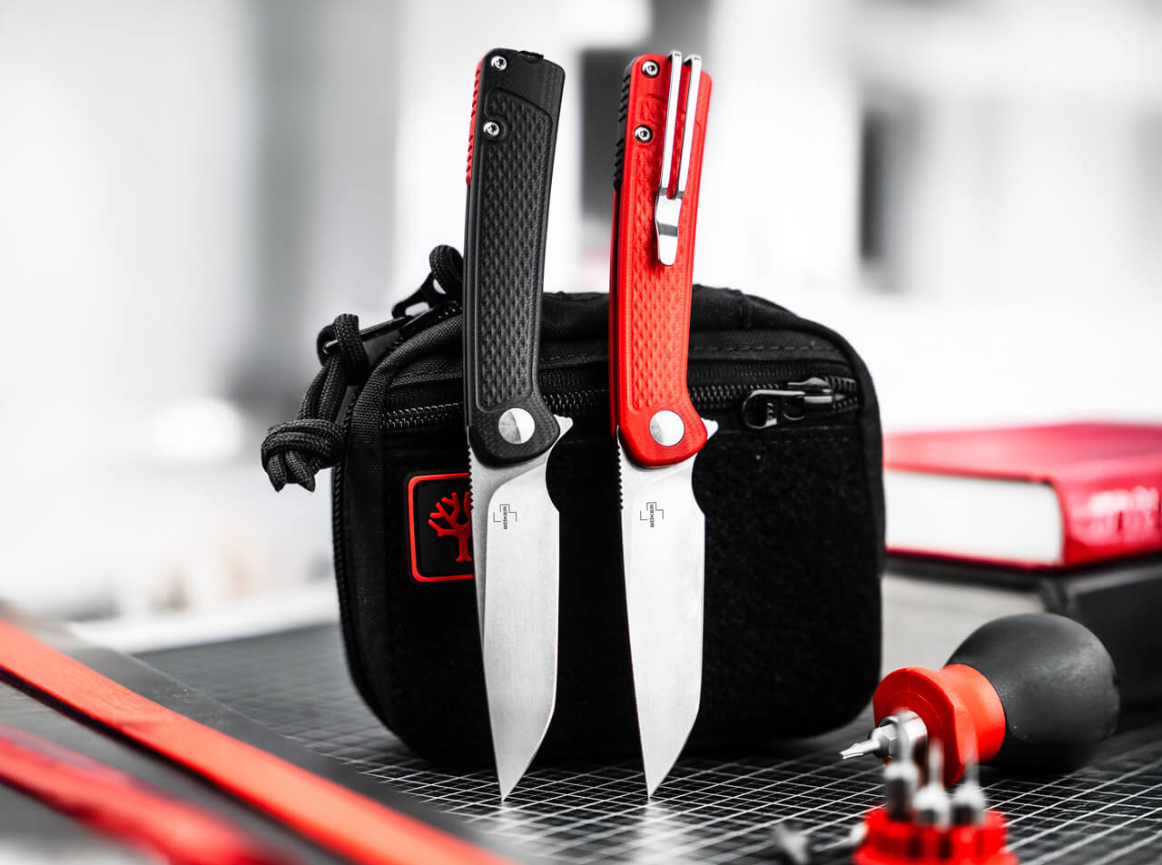 Böker Plus Fire Ant Black Flipjoint Einhandmesser mit Hosenclip – Bild 7