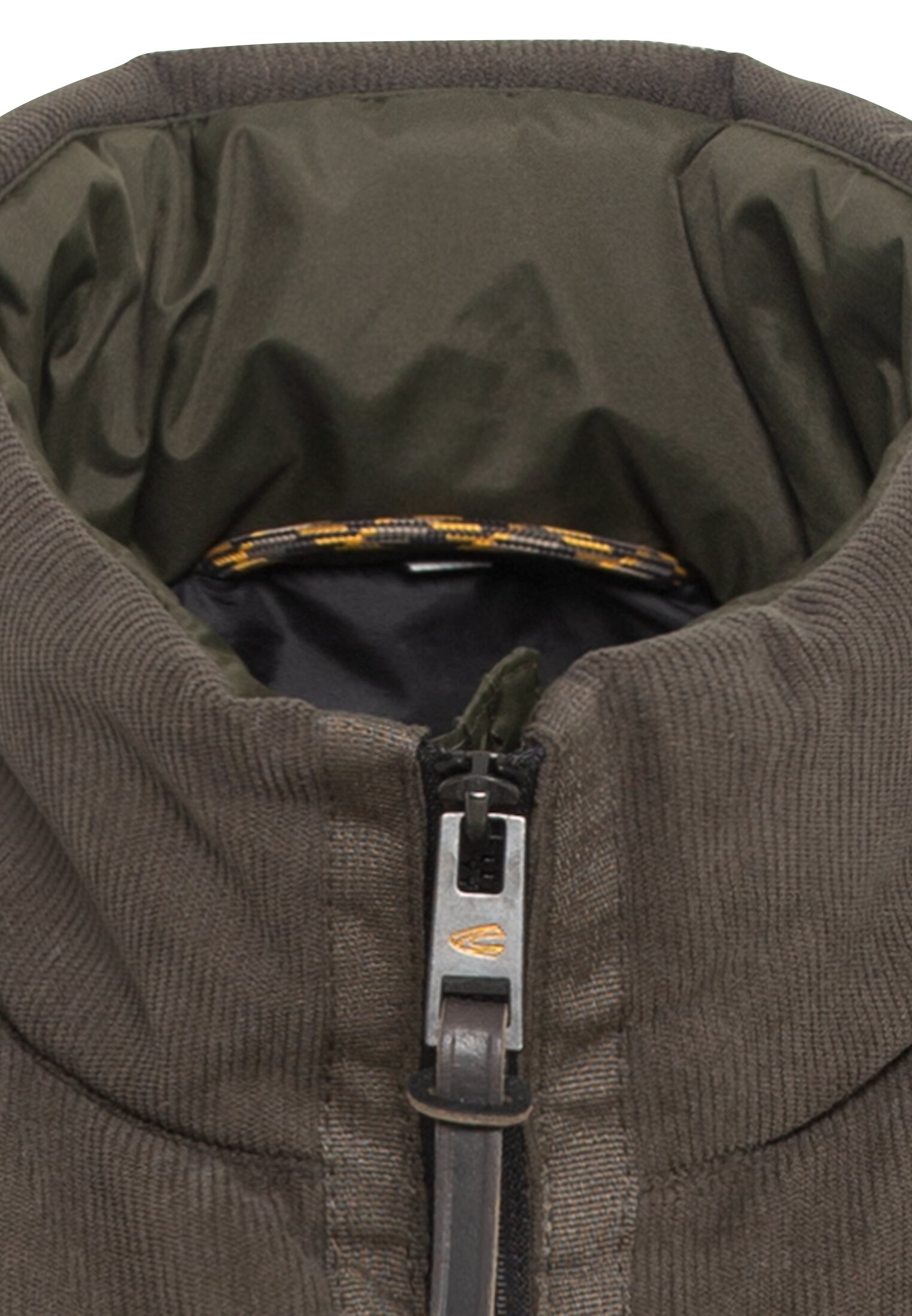 camel active Herren Outdoor Weste mit Cordschulter grün – Bild 3