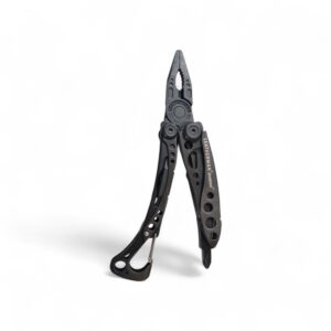 Leatherman Tool Skeletool 7 Werkzeuge, All-Black, schwarz, ohne Futteral